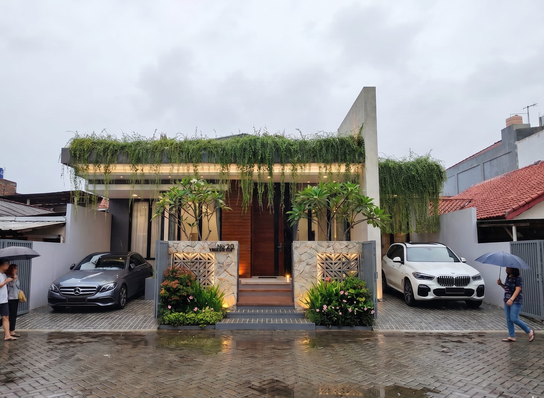 arsitek rumah mewah tropis Bekasi — TD House PDA Arsitek